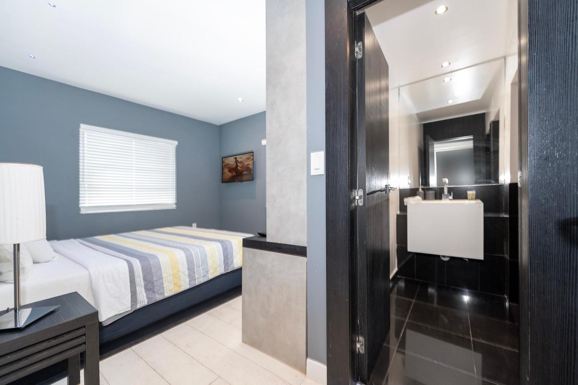 Sunny Days Apartments Miami Beach Bagian luar foto