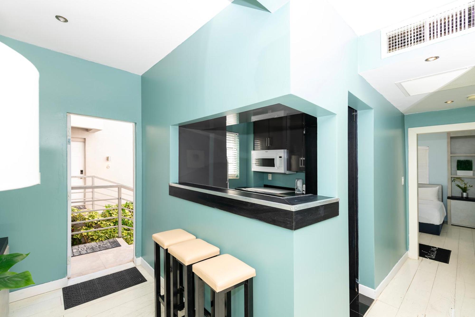 Sunny Days Apartments Miami Beach Bagian luar foto