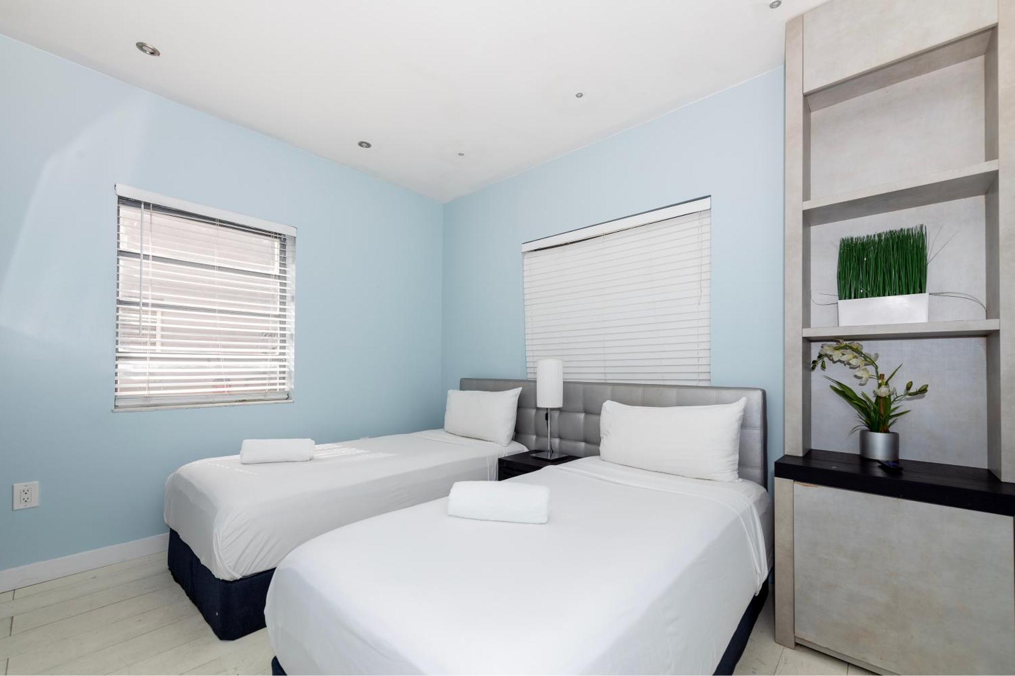 Sunny Days Apartments Miami Beach Bagian luar foto